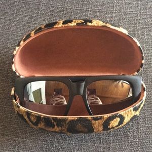 Quay On the Prowl mirrored sunglasses